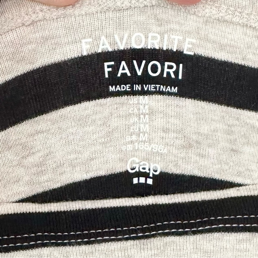 GAP Favorite Black and Gray Boatneck Striped Long Sleeve Tee - Size: Medium - Picture 2 of 5